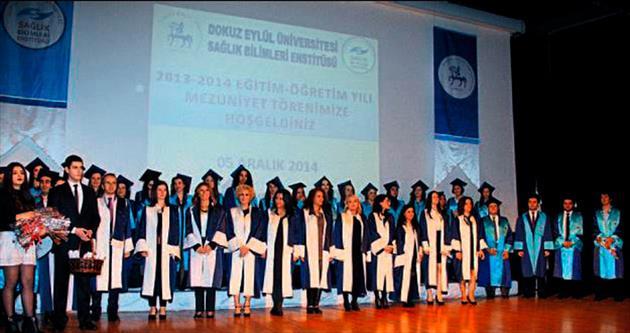 DEÜ Sağlık Bilimleri 72 öğrenci mezun etti