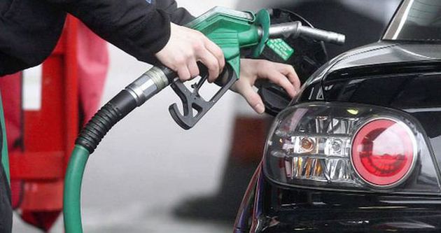 Benzin fiyatlarına 7 kuruşluk yeni indirim