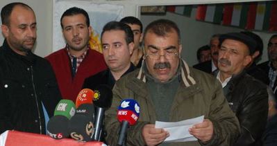 Kürdistan bayrakları ile greve başladılar