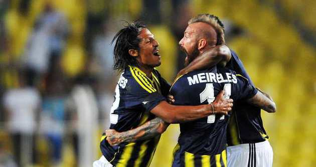 Fenerbahçe’ye iki yıldızından kötü haber