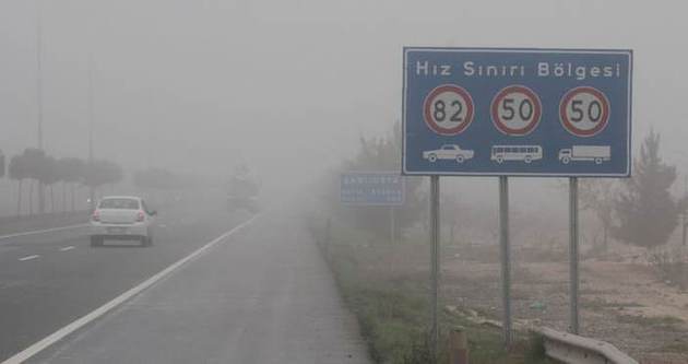 Şanlıurfa’da sis ulaşımı olumsuz etkiliyor