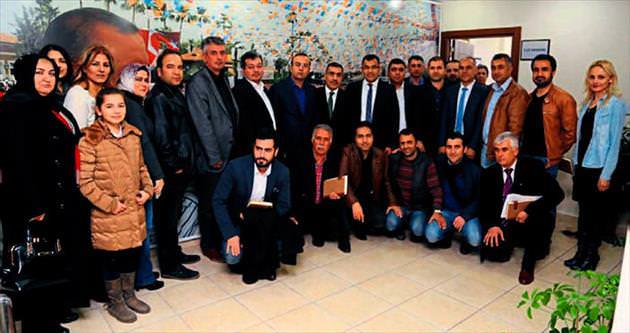 Başkan Mahmut Çelikcan’dan AK Parti Çukurova’ya ziyaret