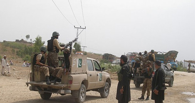 Pakistan’daki operasyonda 31 militan öldürüldü