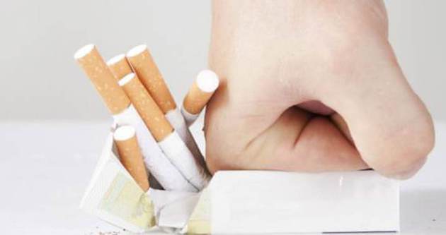 Sigaranın etkileri ağız içinden belli oluyor