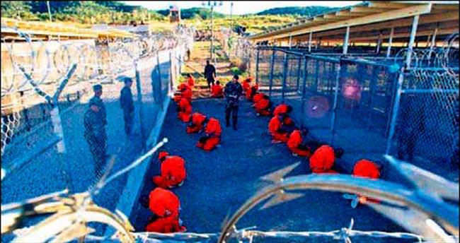 5 tutuklu daha Guantanamo’dan nakledildi