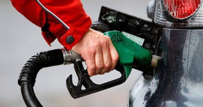 Benzin ve motorin fiyatlarına yeni zam