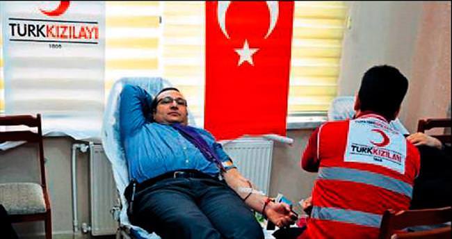 Tarsus polisi kan bağışladı