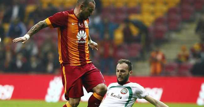 Hamzaoğlu’ndan Sneijder itirafı