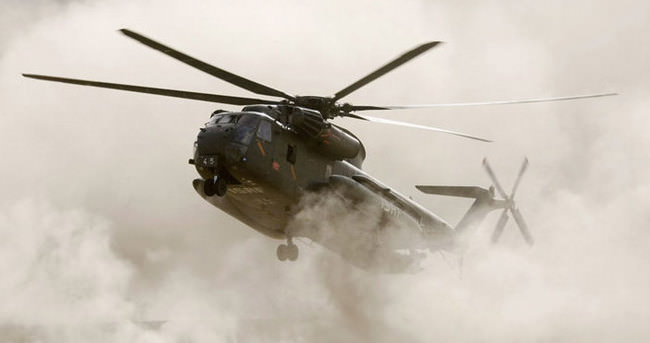 Vietnam’da helikopter düştü: 4 ölü