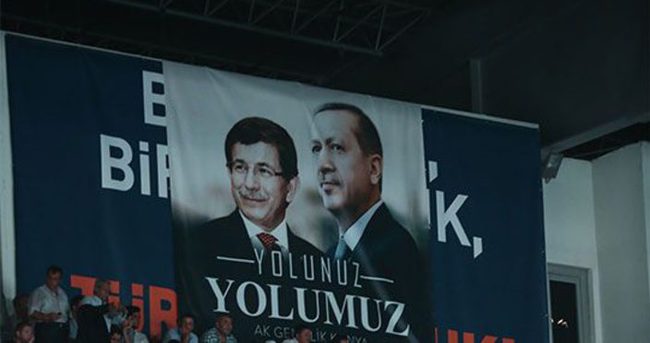 Erdoğan en çok konuşulan lider oldu