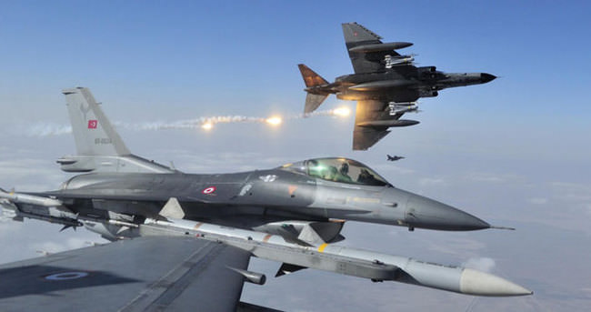 Türk uçaklarına taciz
