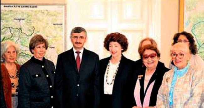 Dünya Kadınlar Konseyi İzmir’de