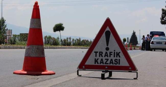 Sivas’ta trafik kazası 2 ölü 3 yaralı