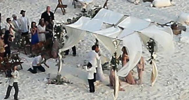 Johnny Depp ile Amber Heard’ın düğün fotoğrafları basına sızdı