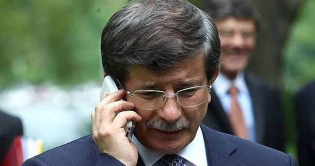 Başbakan Davutoğlu’ndan Özgecan’ın ailesine taziye telefonu
