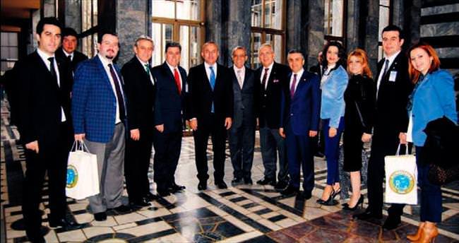 Balkan zirvesine Başbakan desteği