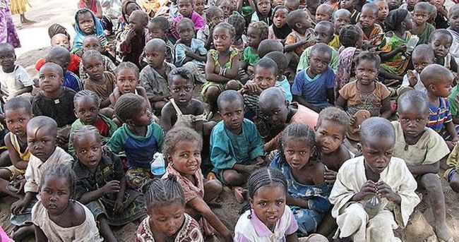 50 bine yakın kişi  Kamerun’a sığındılar