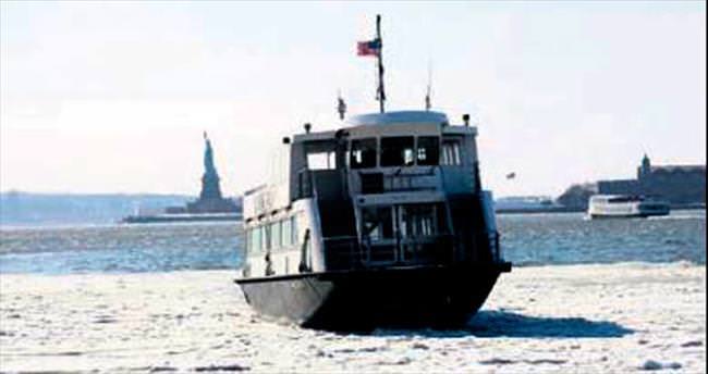 Hudson Nehri’ni donduran soğuk