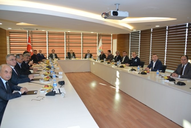 Organize Sanayi Bölgesi Toplantısı, Vali Türker Başkanlığında Yapıldı
