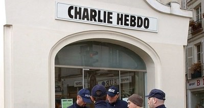 Charlie Hebdo kararını verdi