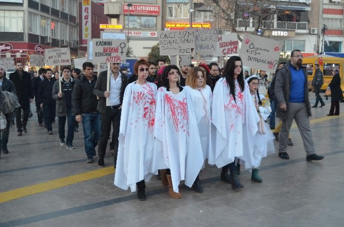 CHP’li Gençler Kadın Cinayetlerine Dikkat Çekti