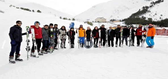 ETÜ’de Temel Kayak Eğitimi Başladı