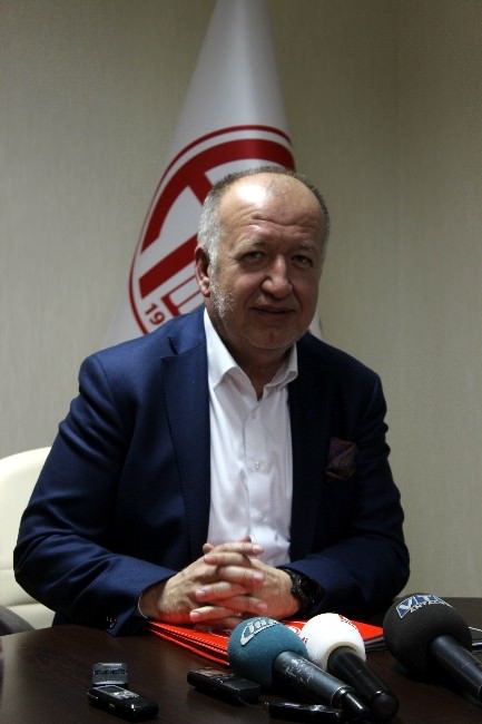 Hami Mandıralı Antalyaspor’dan Gönderildi