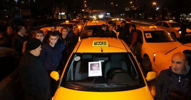 Taksiciler Özgecan Aslan için eylem yaptı