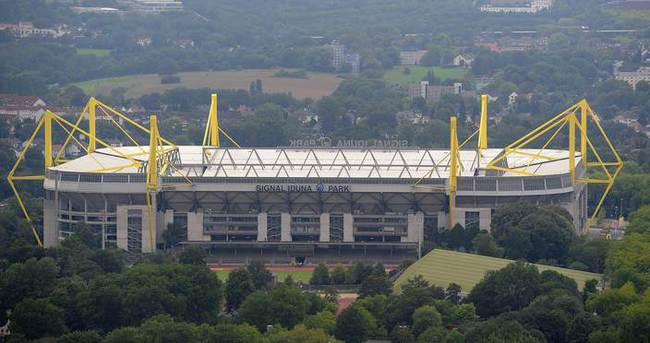 Borussia Dortmund’un stadının otoparkında bomba bulundu
