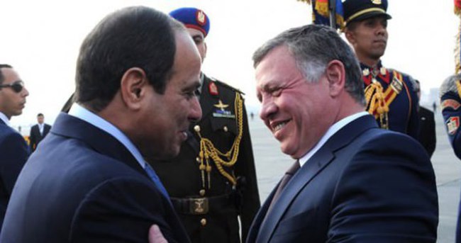 Kral Abdullah Sisi ile görüştü