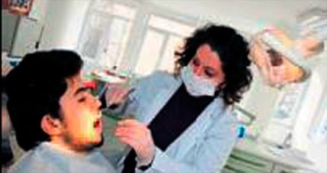 Türkmenlere diş sağlığı hizmeti