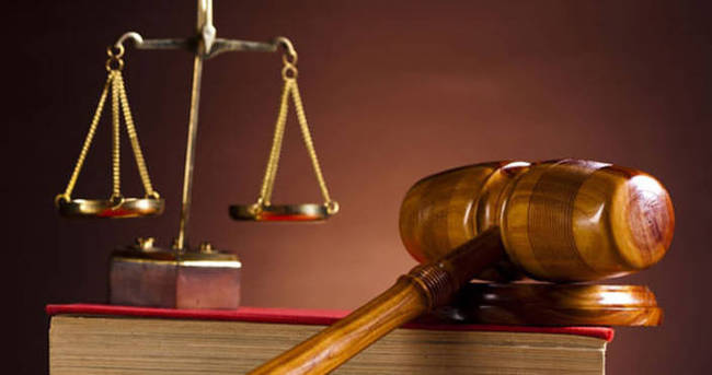 Hakim başörtülü diye davaya bakmadı!