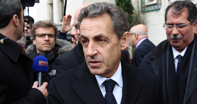Sarkozy’den Paris Camisi’ne ziyaret