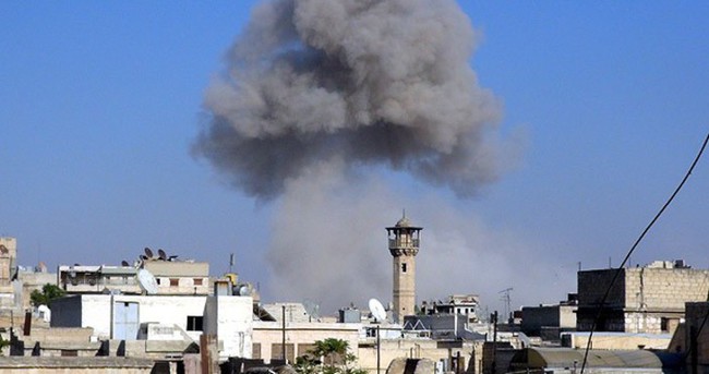 Suriye’de Rejim binası havaya uçuruldu
