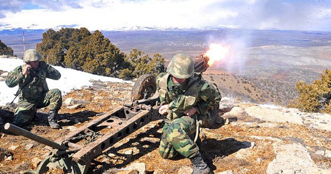 Komandolar hünerlerini sergiledi