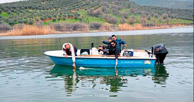 Marmara Gölü her yönüyle inceleniyor