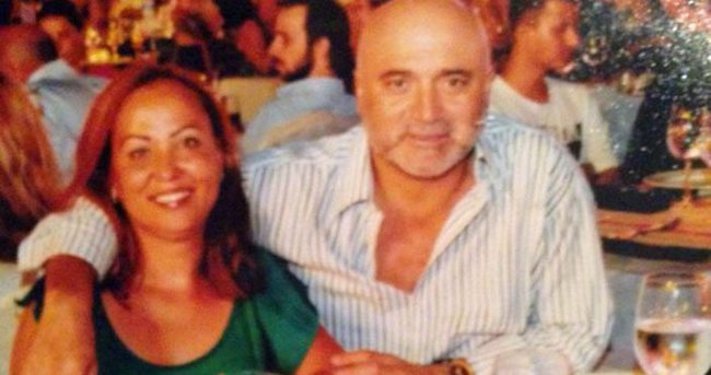 Hikmet Karaman 29 yıllık eşinden boşandı