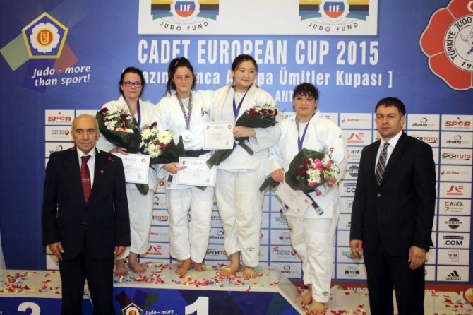 Nazım Canca Ümitler Judo Avrupa Kupası’nda Madalya Yağmuru
