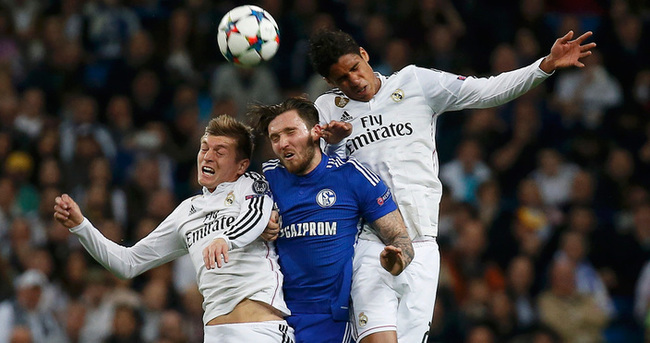 Real Madrid Schalke 04 maçı özeti ve golleri REAL BİLETİ KAPTI