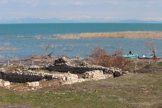 Beyşehir Gölü’ne Kıyısı Olan Mahallelere Feribotlu Ulaşım