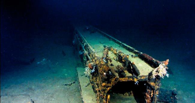 Enkazdan canlı yayın