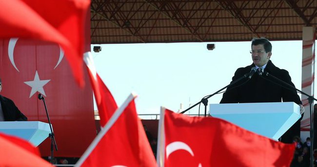 Başbakan Davutoğlu, milli uçak için tarih verdi