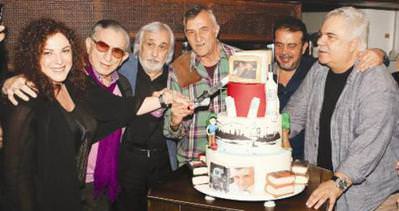 Mustafa Alabora doğum gününü kutladı