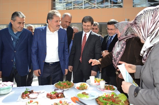 Malatya Büyükşehir Belediyesi’nden Ekmek İsrafını Önleme Kampanyasına Destek