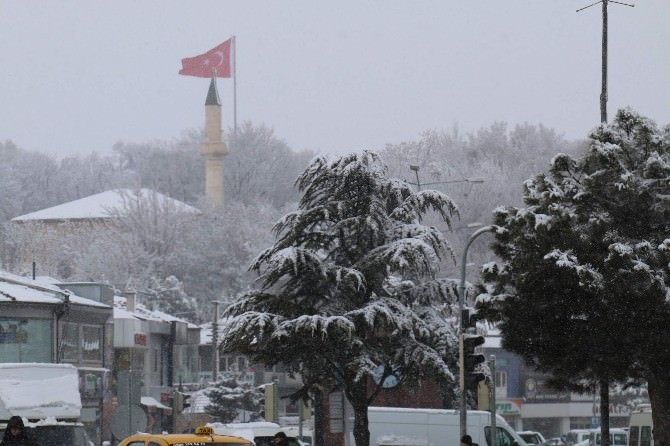 Kırşehir Nevruz’a Karla Başladı