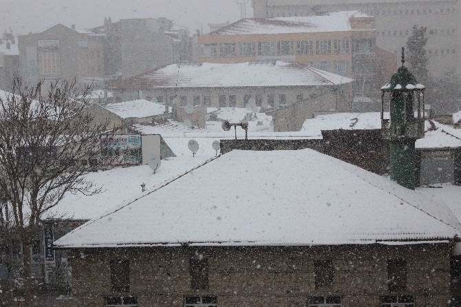 Karaman’da Kar Yağışı