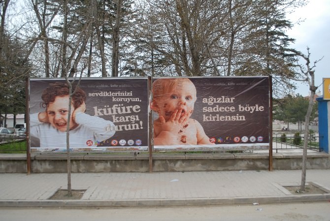 Bolvadin’de “Ağızlar Kirlenmesin-küfre Hayır” Kampanyası