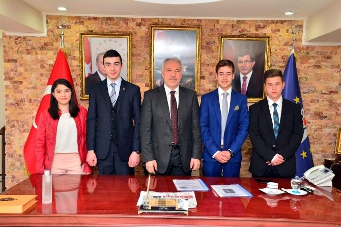 Başkan Kamil Saraçoğlu: Gençlerin Çalışma Heyecanı Beni Mutlu Etti