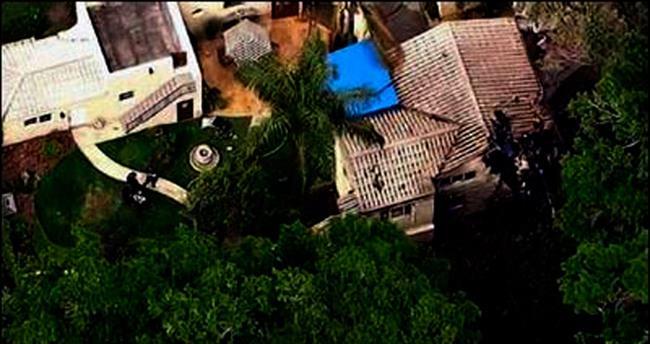 Helikopter evin çatısına düştü: 1 ölü