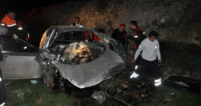 Adana’da köpek kazası: 2 ölü